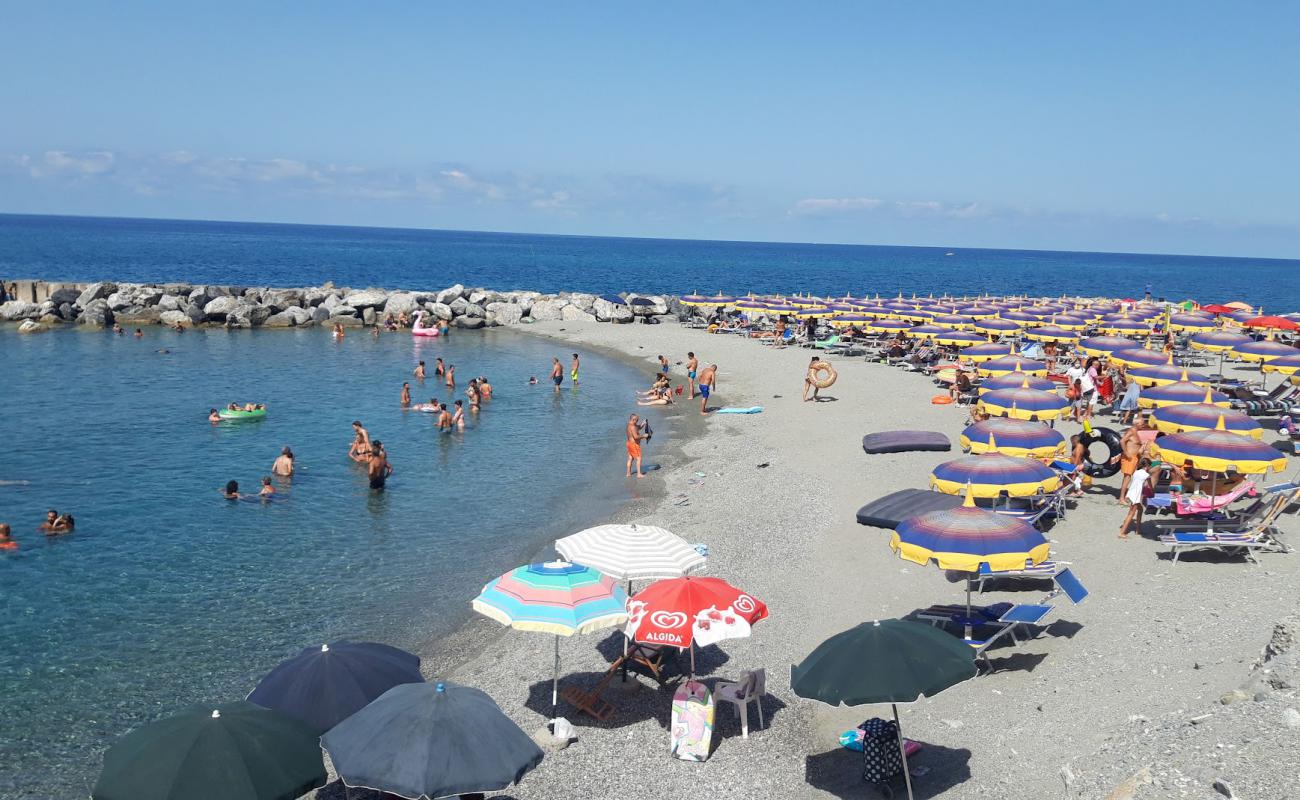 Photo de Spiaggia Coreca avec sable gris de surface