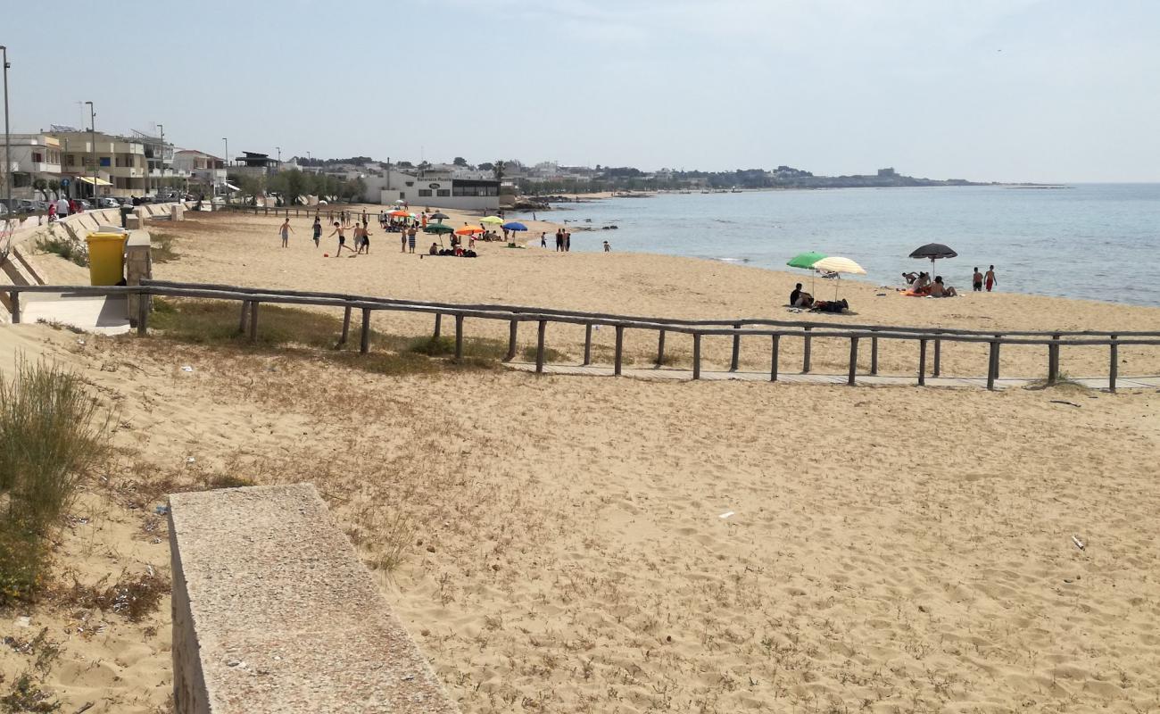 Photo de Spiaggia di Librari avec sable beige de surface