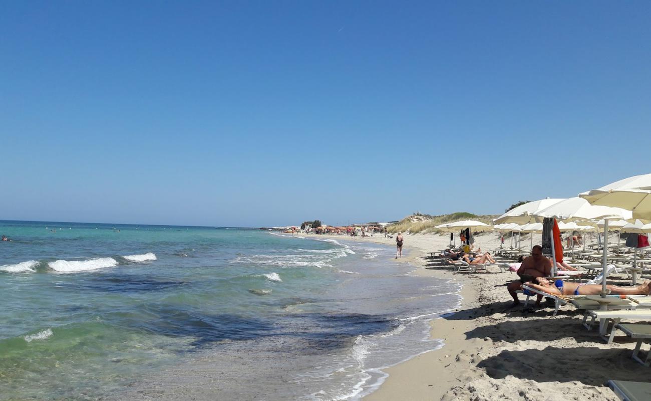 Photo de Spiaggia di Morgicchio avec sable beige fin de surface