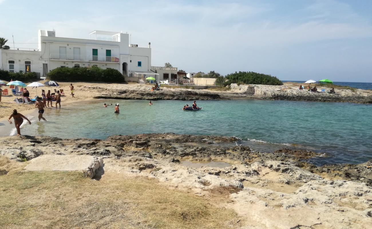 Photo de Mangiamuso Beach avec sable beige & pierres de surface