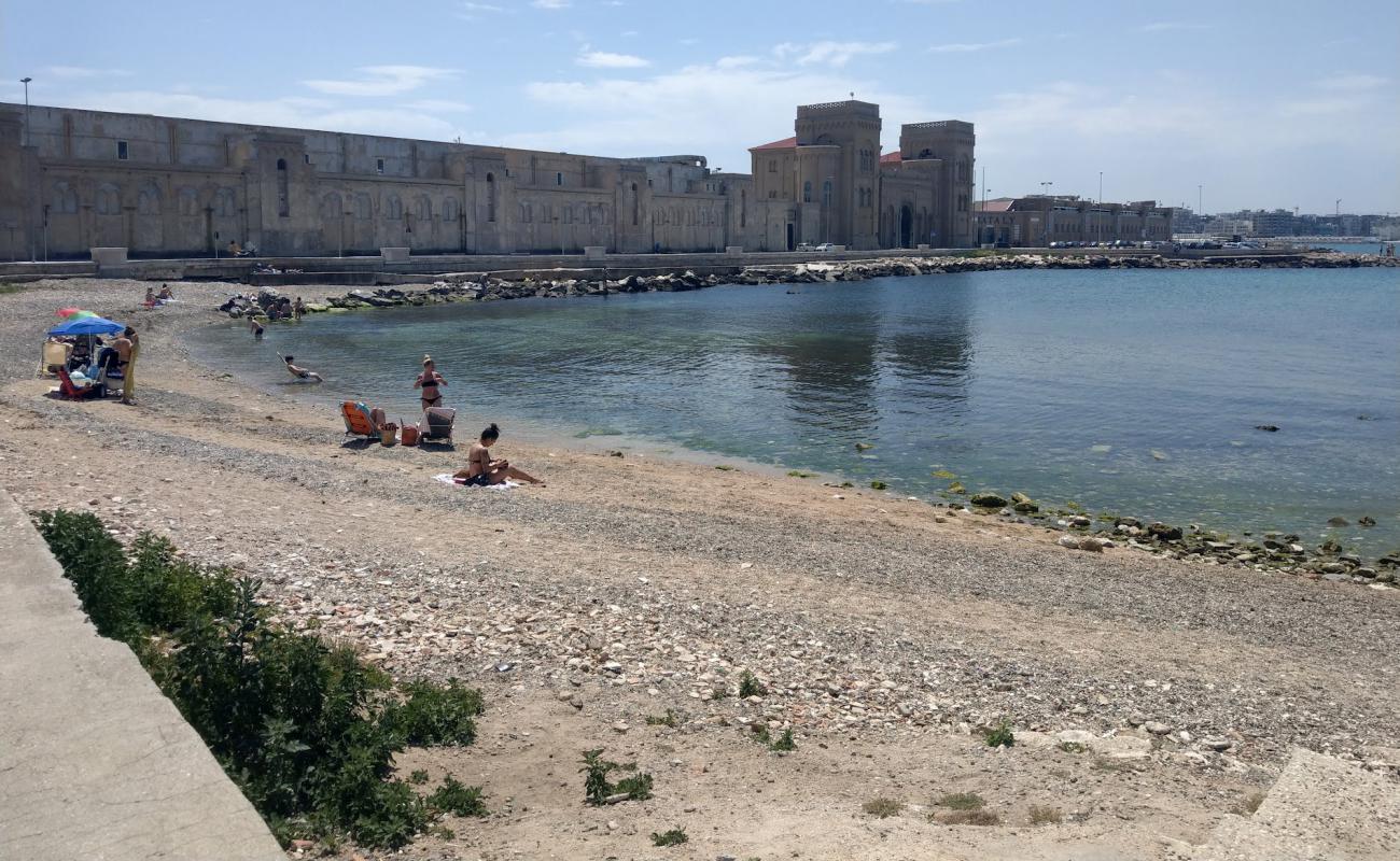 Photo de Spiaggia Libera Lungomare Starita avec caillou gris de surface