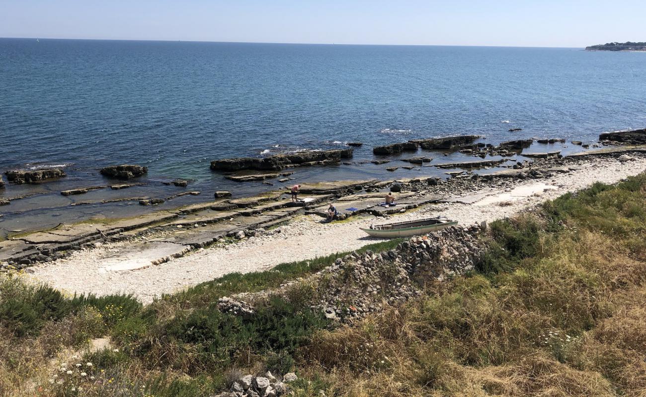 Photo de Le Conche Naturist Beach avec terrain rocheux de surface