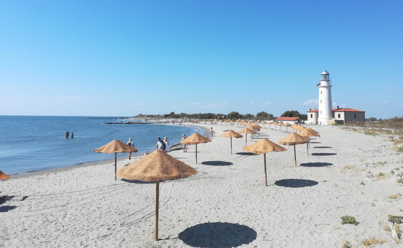 Photo de Spiaggia dell'Isola dell'Amore avec sable lumineux de surface