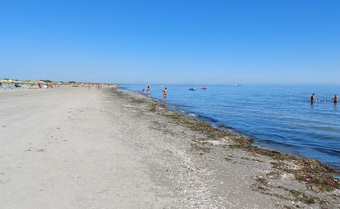 Photo de Scanno Cavallari Beach avec sable fin blanc de surface