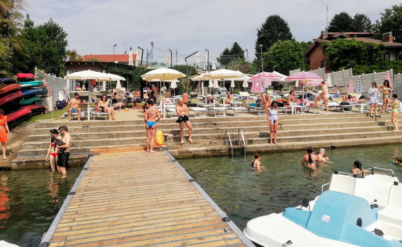 Photo de La Playa Beach avec surface béton pavée de surface