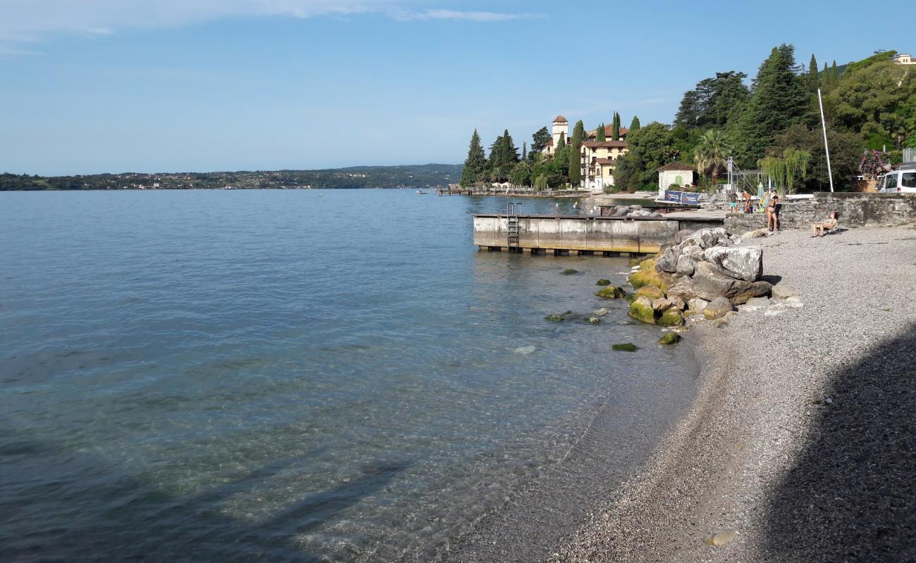 Photo de Lido di Fasano avec caillou fin gris de surface