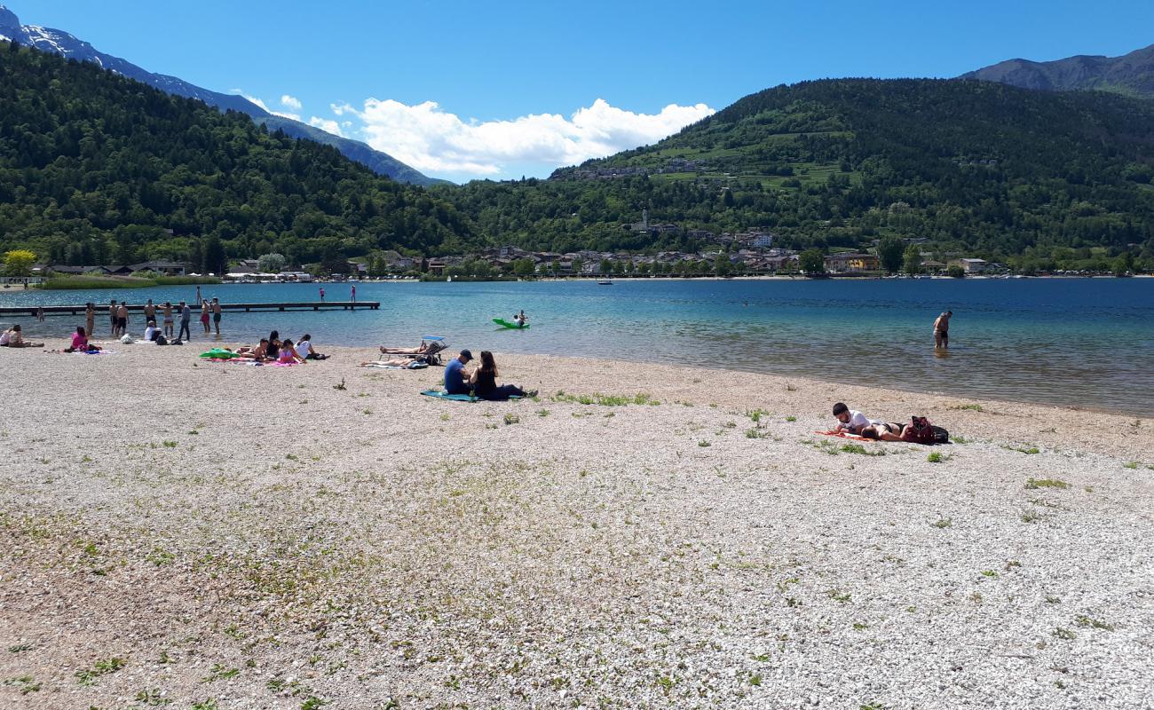 Photo de Spiaggia Pescatore avec caillou fin gris de surface