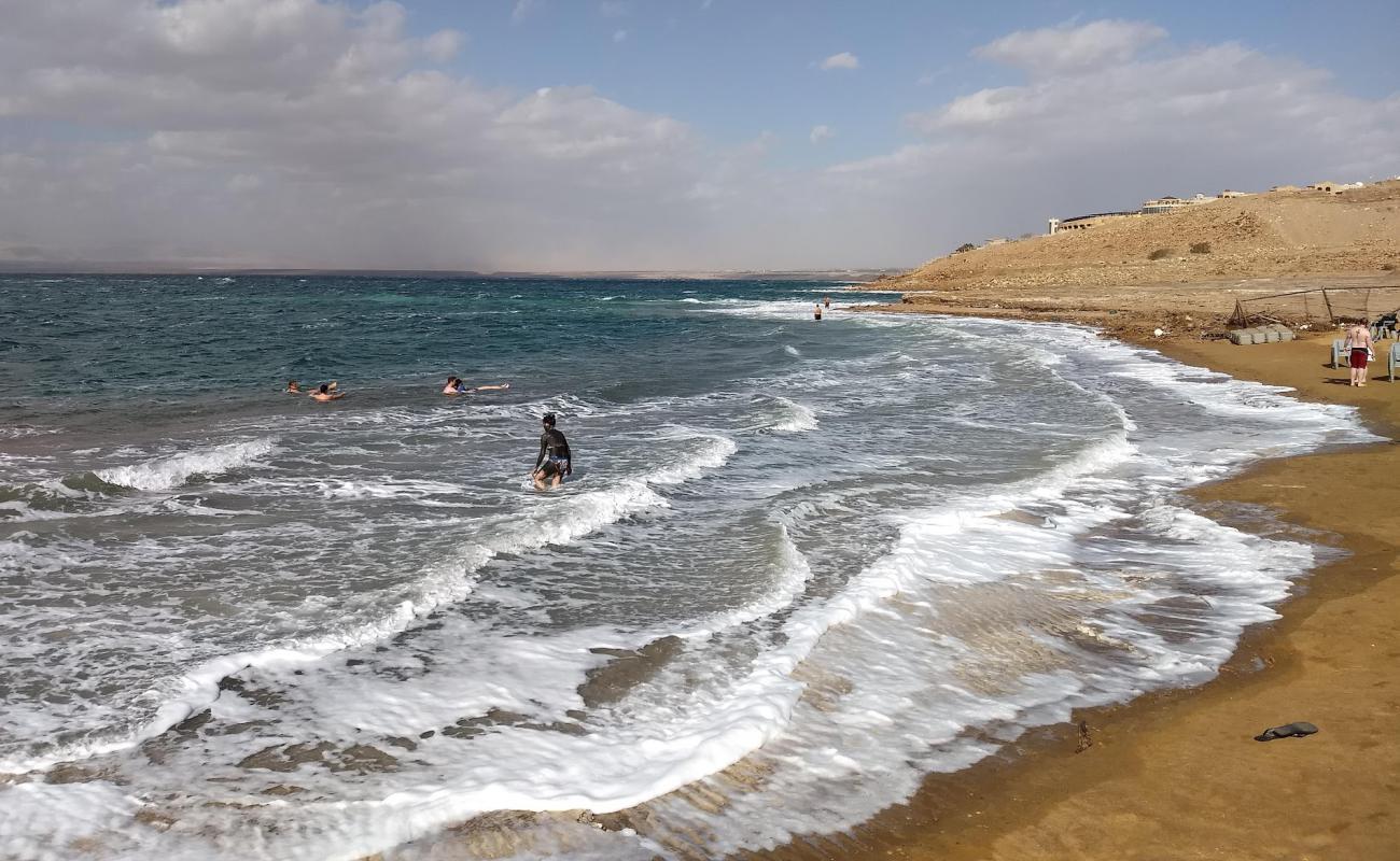 Photo de Amman Beach avec sable beige de surface