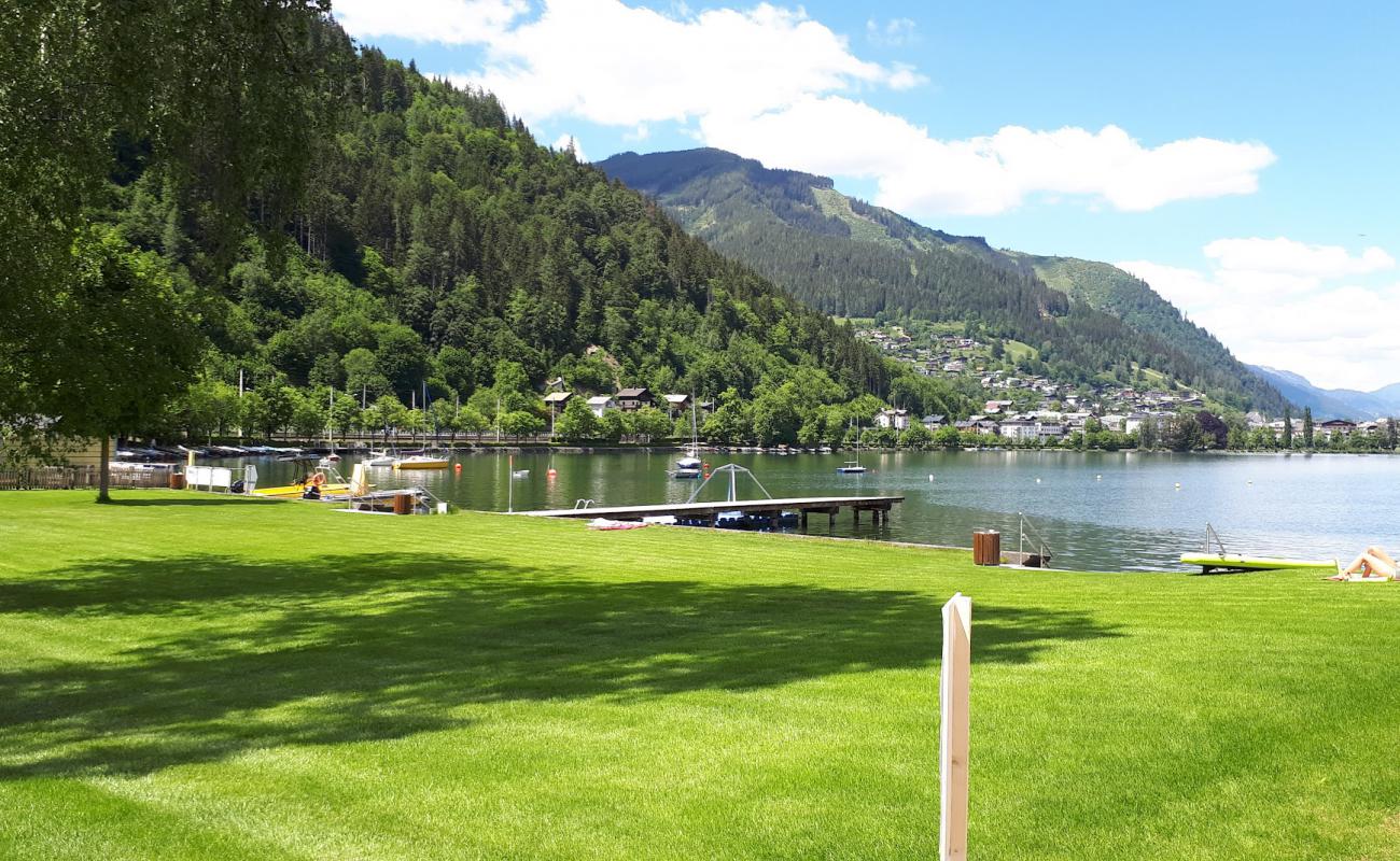 Photo de Strandbad Seespitz avec herbe de surface