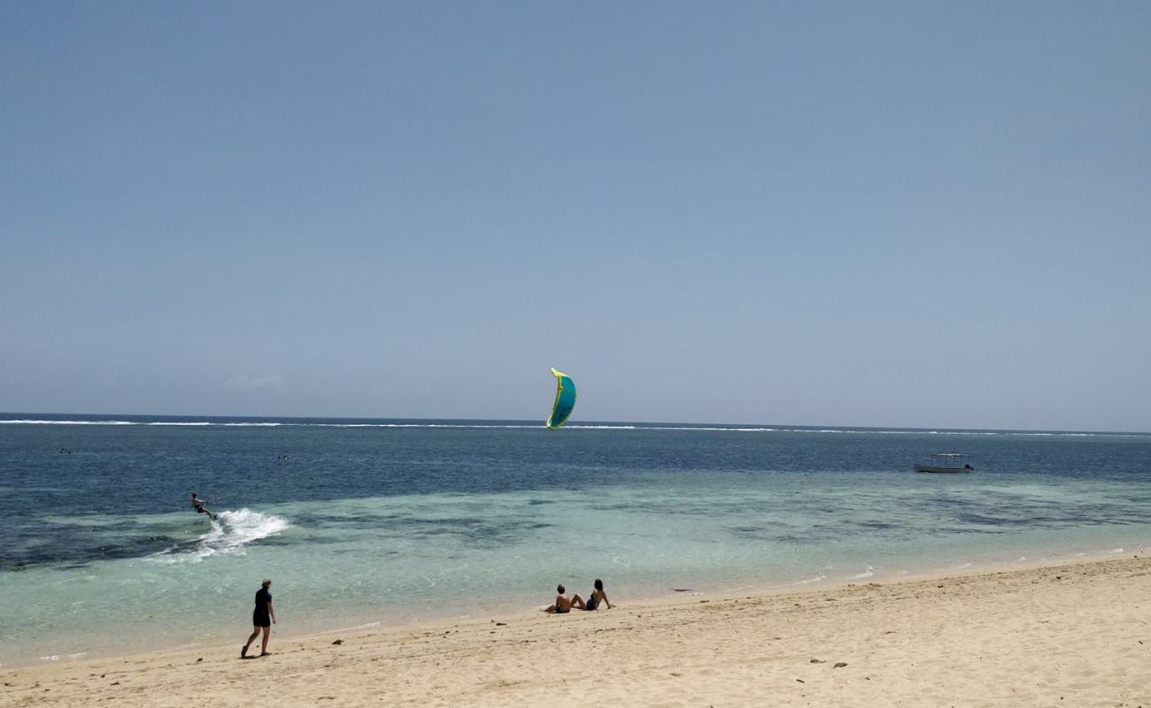 Photo de Vipingo Beach avec sable fin et lumineux de surface