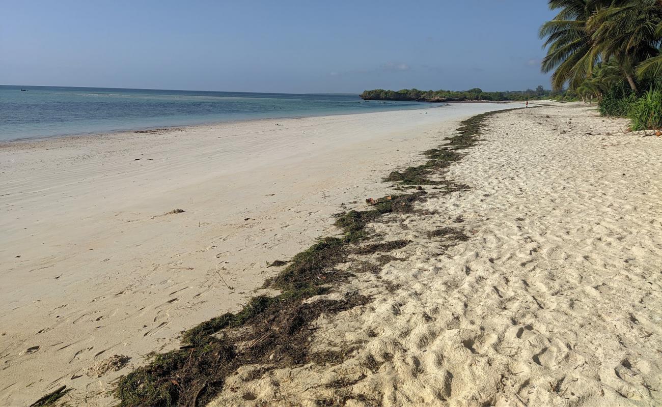 Photo de Kisima Chande avec sable lumineux de surface