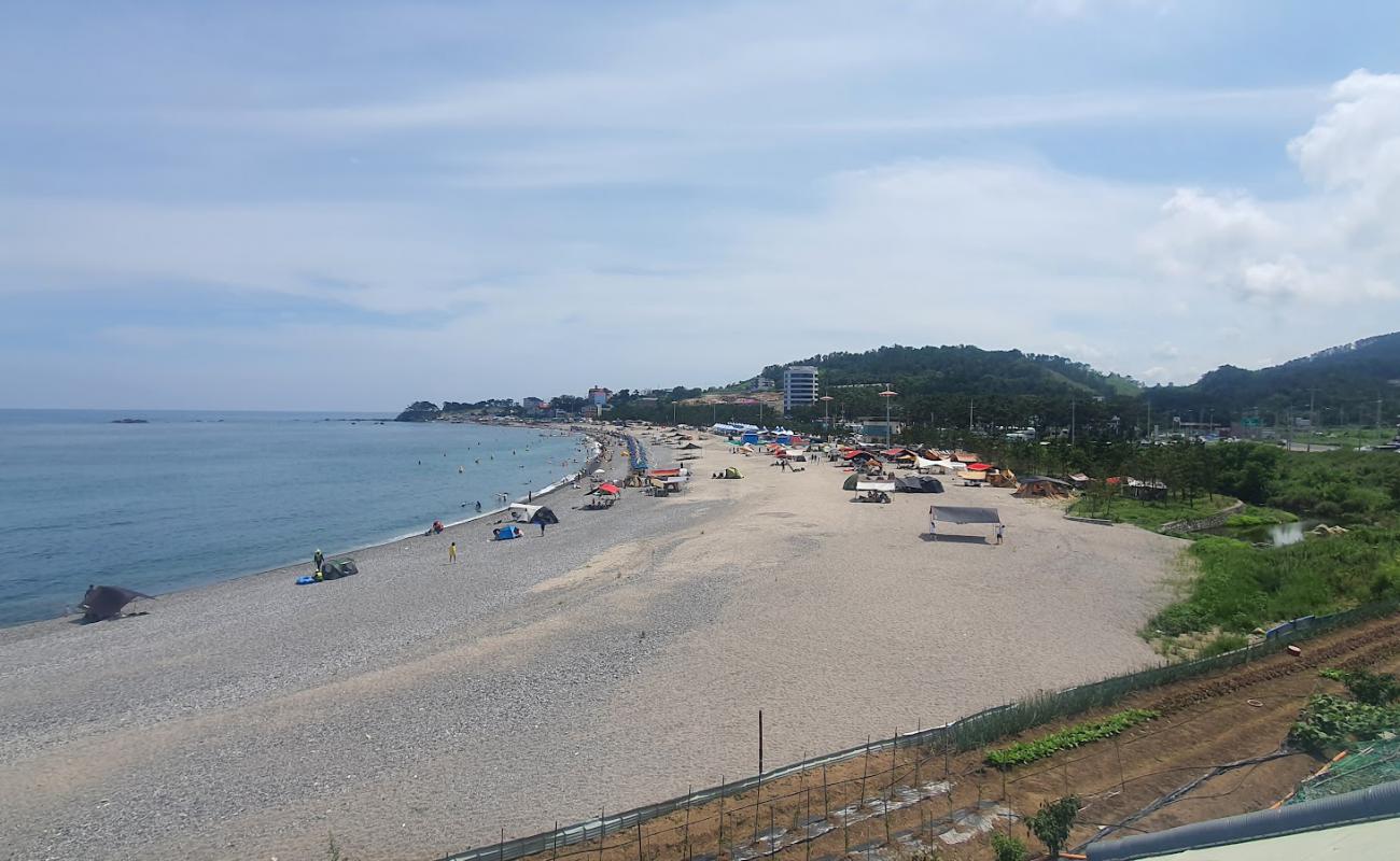 Photo de Oryu Beach avec caillou gris de surface