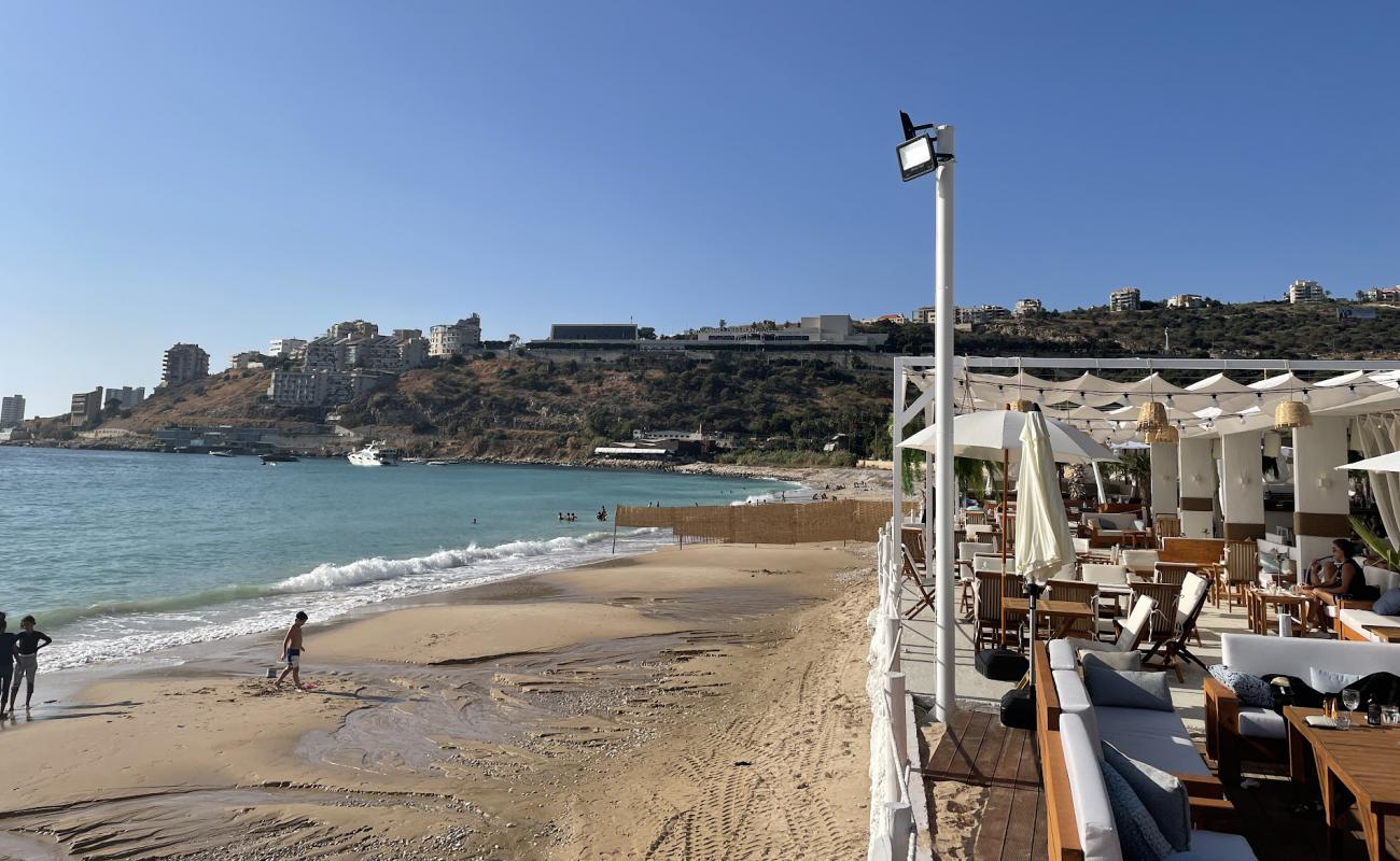 Photo de Tamary Beach avec galets beige de surface