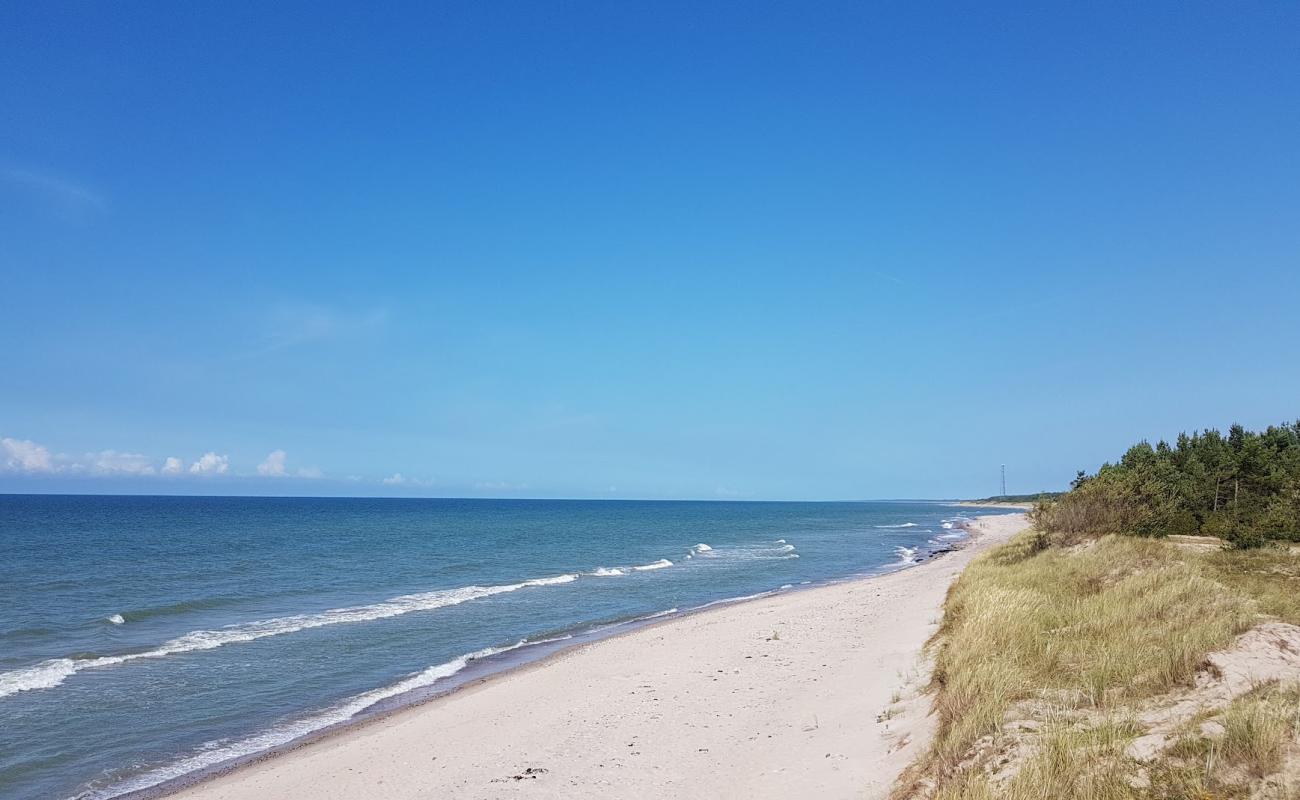 Photo de Liedagi recreation beach avec sable beige de surface