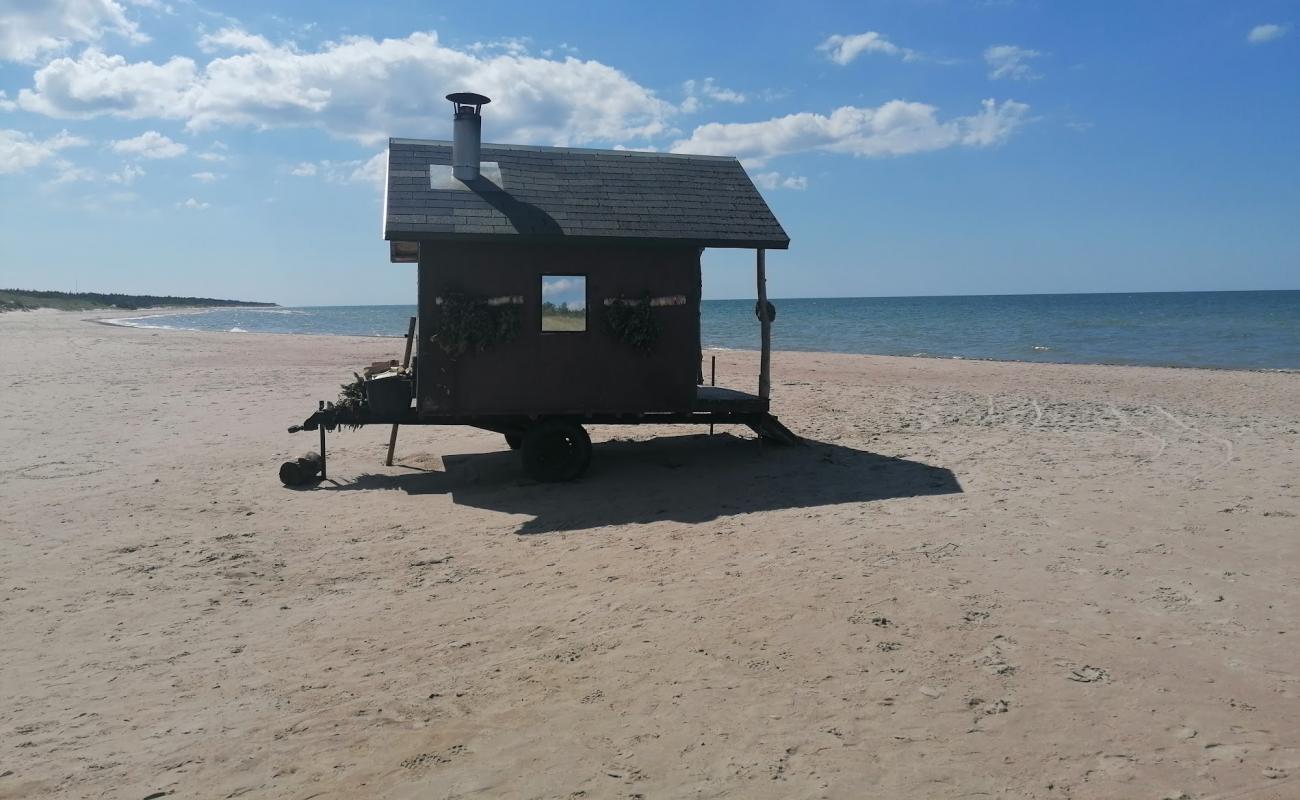 Photo de Miera osta camping avec sable lumineux de surface