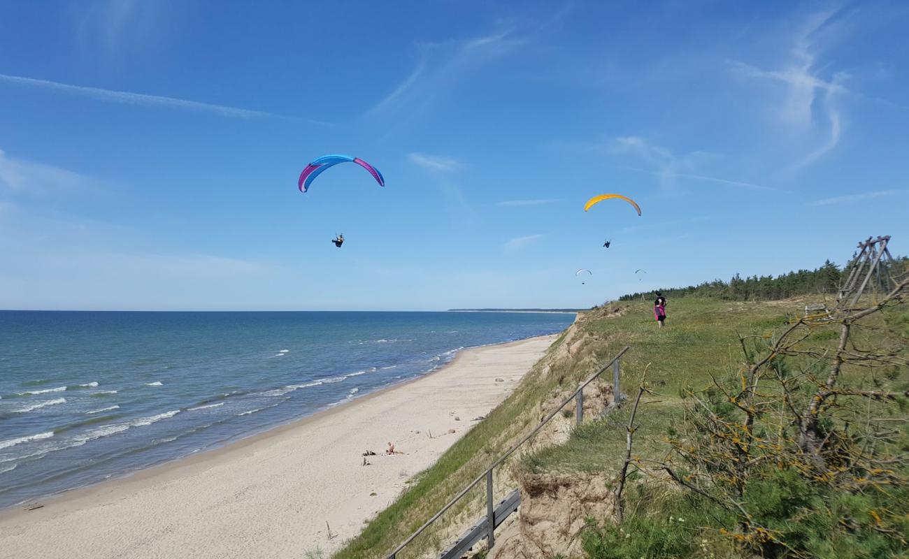 Photo de Cerini beach avec sable lumineux de surface