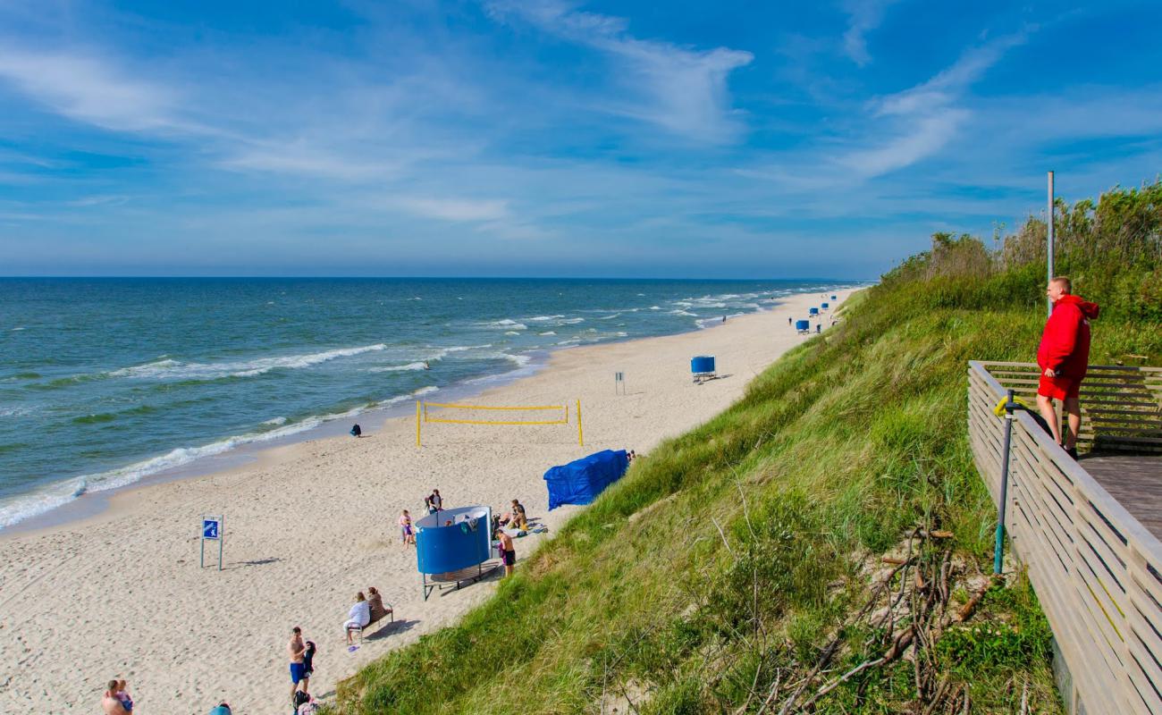Photo de Nida Public Beach avec sable beige fin de surface