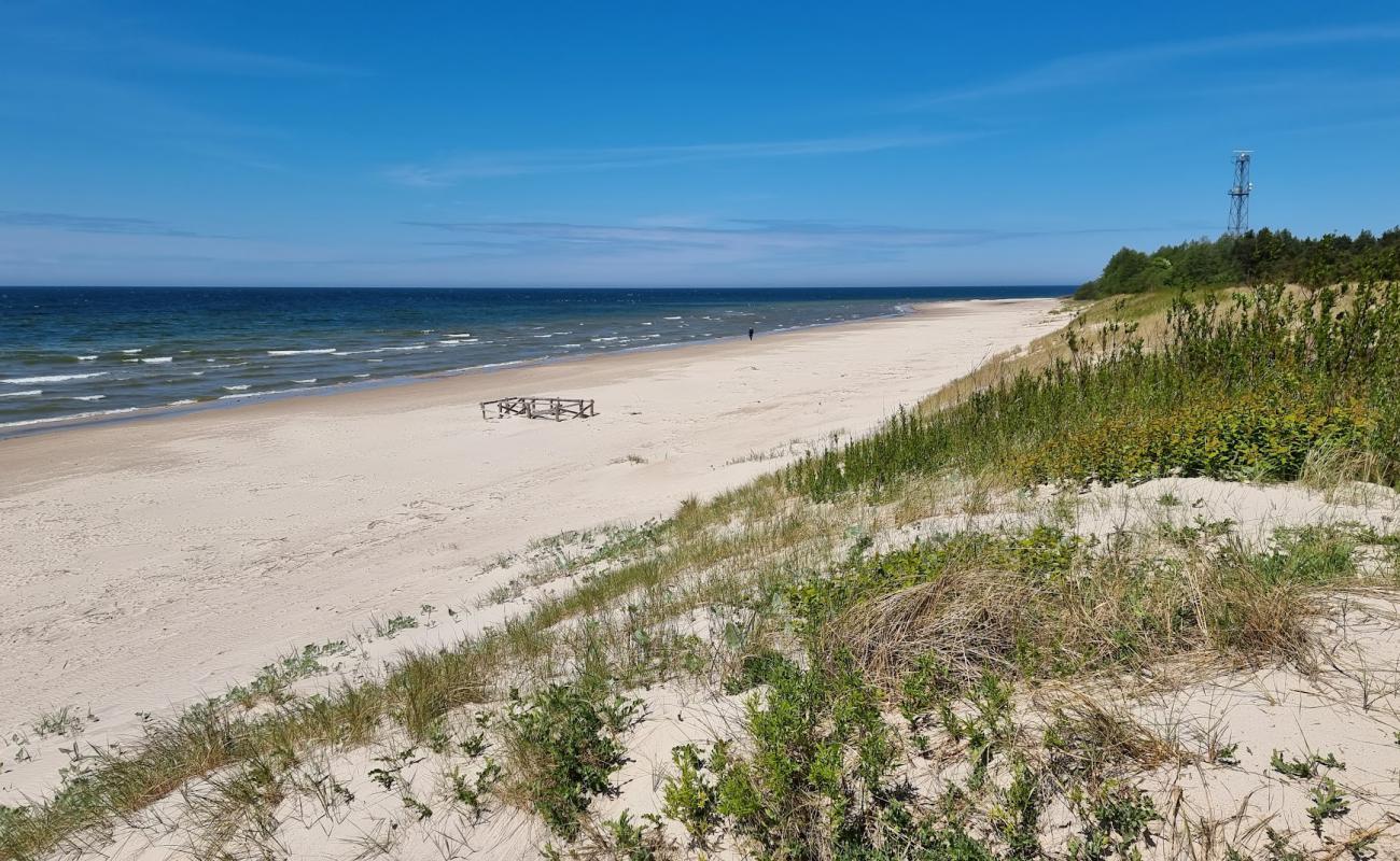 Photo de Nemirsetos beach avec sable beige de surface