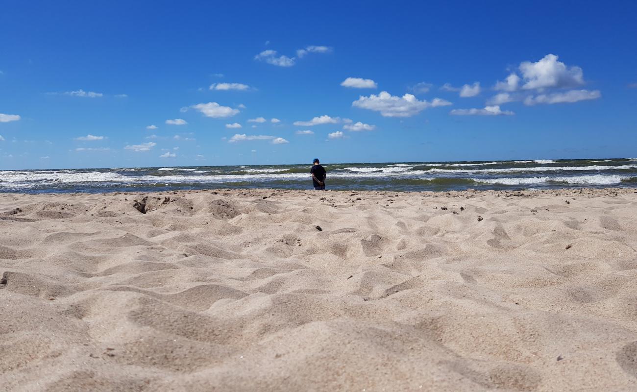 Photo de Supynes beach avec sable beige fin de surface