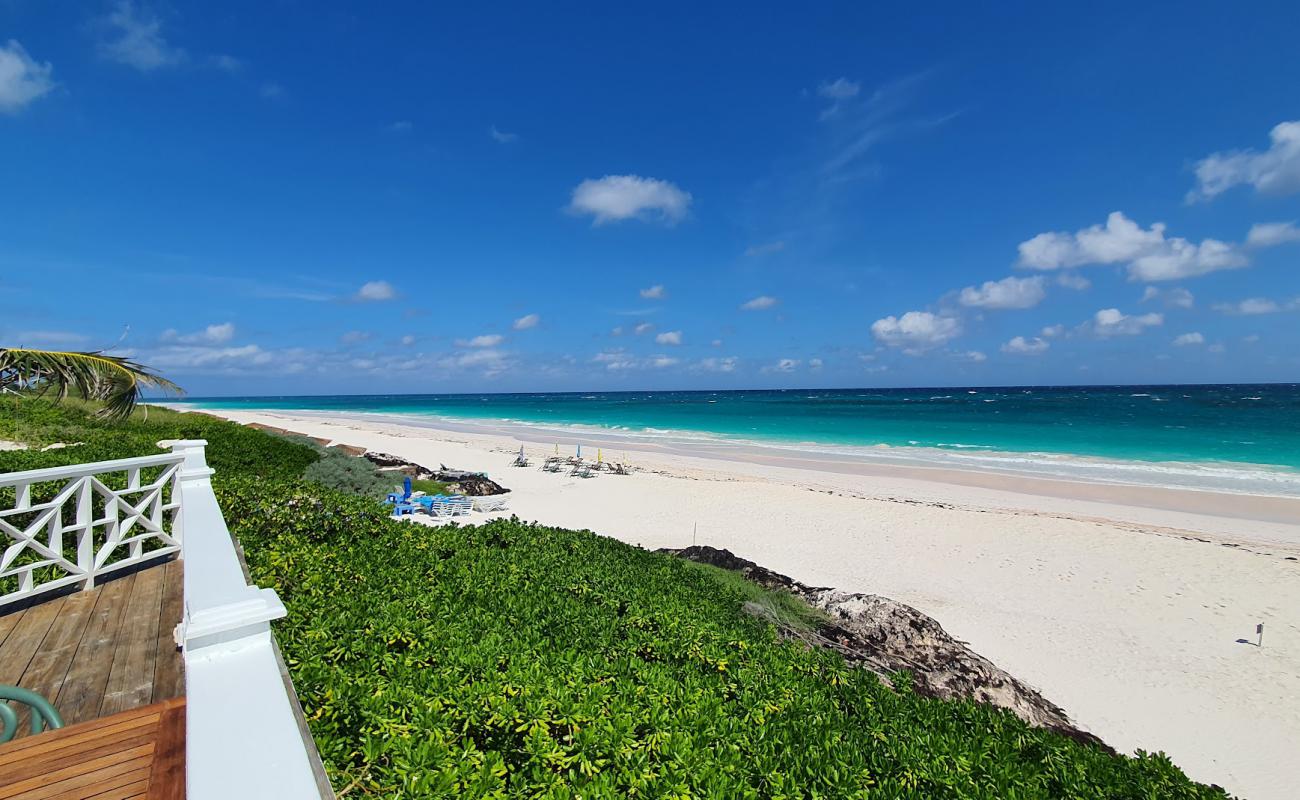 Photo de Plage de Sable Rose avec sable fin rose de surface
