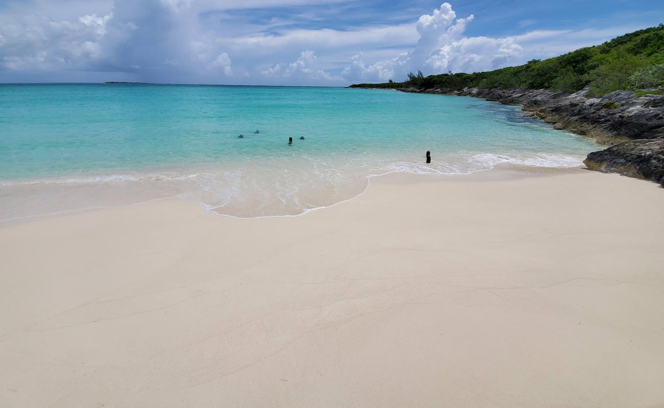 Photo de RockersPoint Set. beach avec sable fin blanc de surface