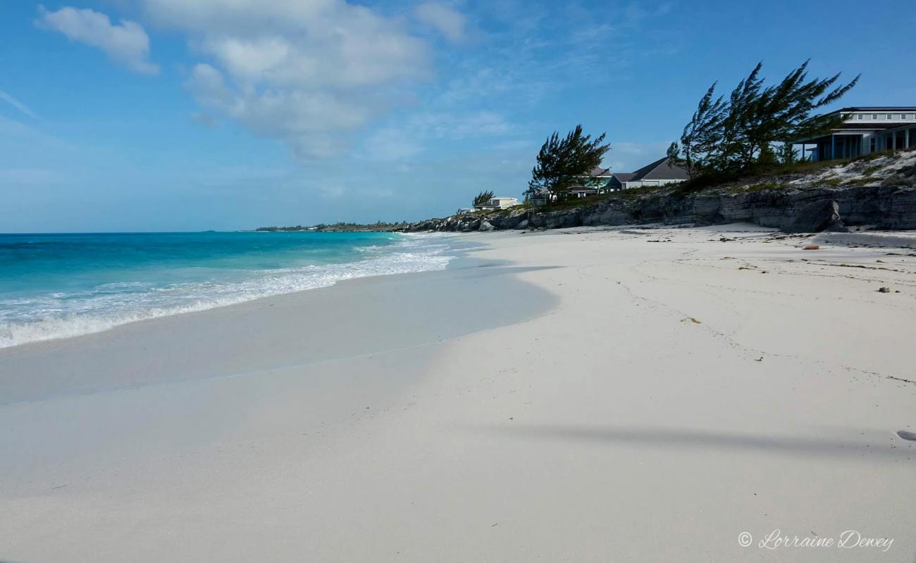 Photo de Prime cut beach avec sable fin blanc de surface