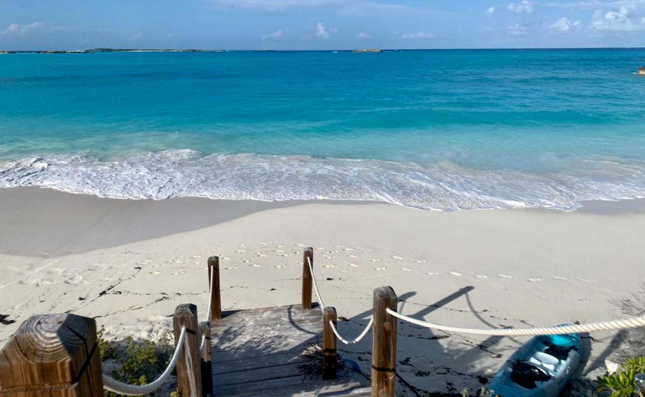 Photo de The Exuma Outpost avec sable fin blanc de surface