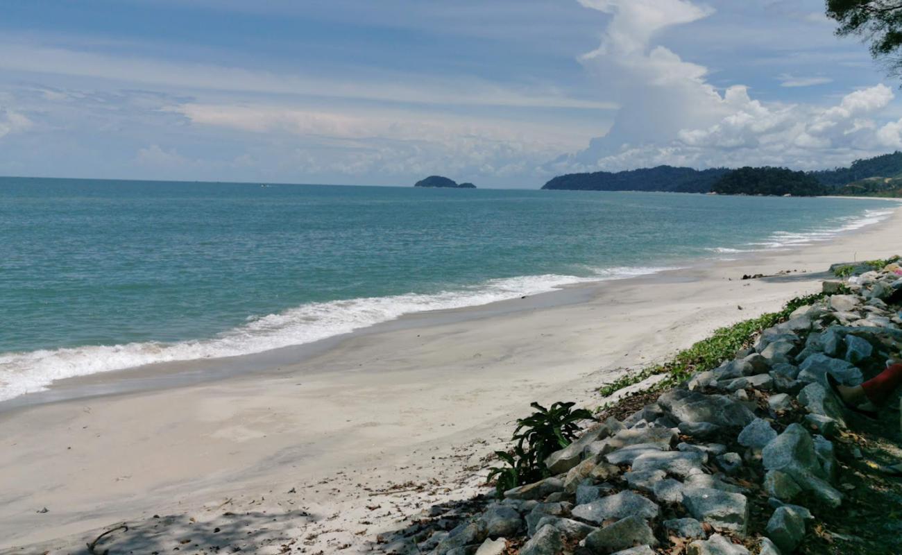 Photo de Pasir Panjang Beach avec sable beige fin de surface