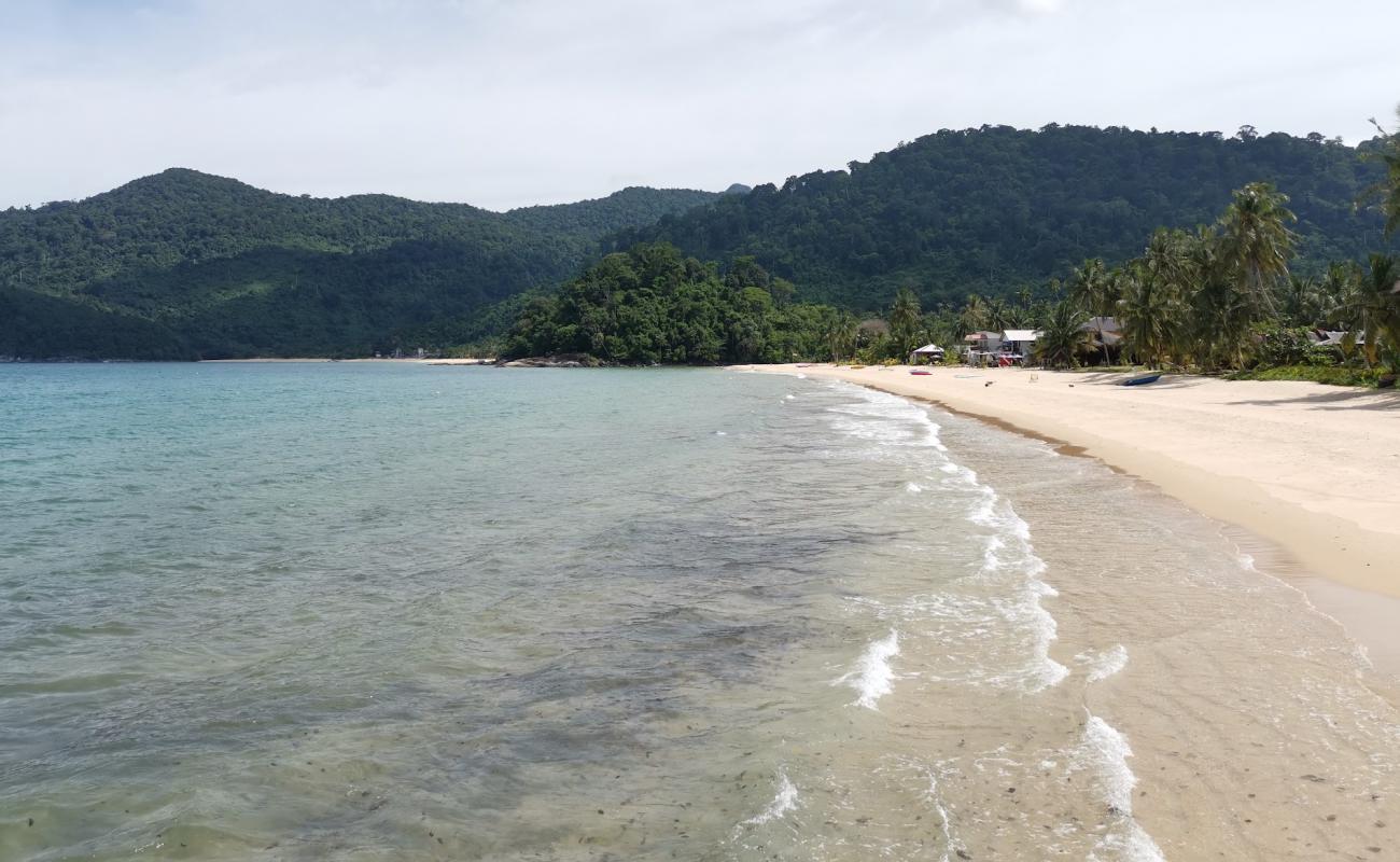 Photo de Juara Beach avec sable blanc de surface