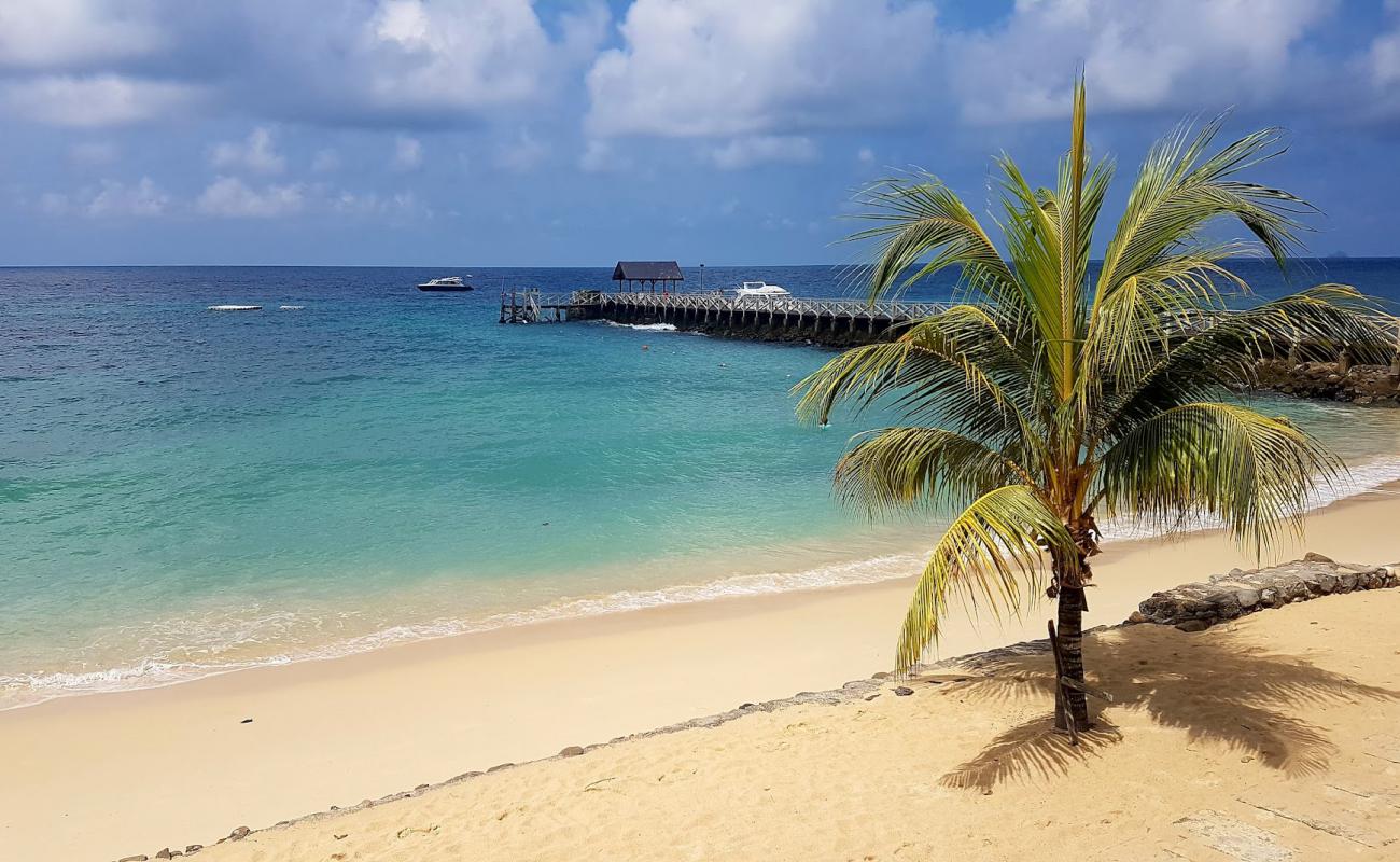 Photo de Tunamaya Beach avec sable lumineux de surface