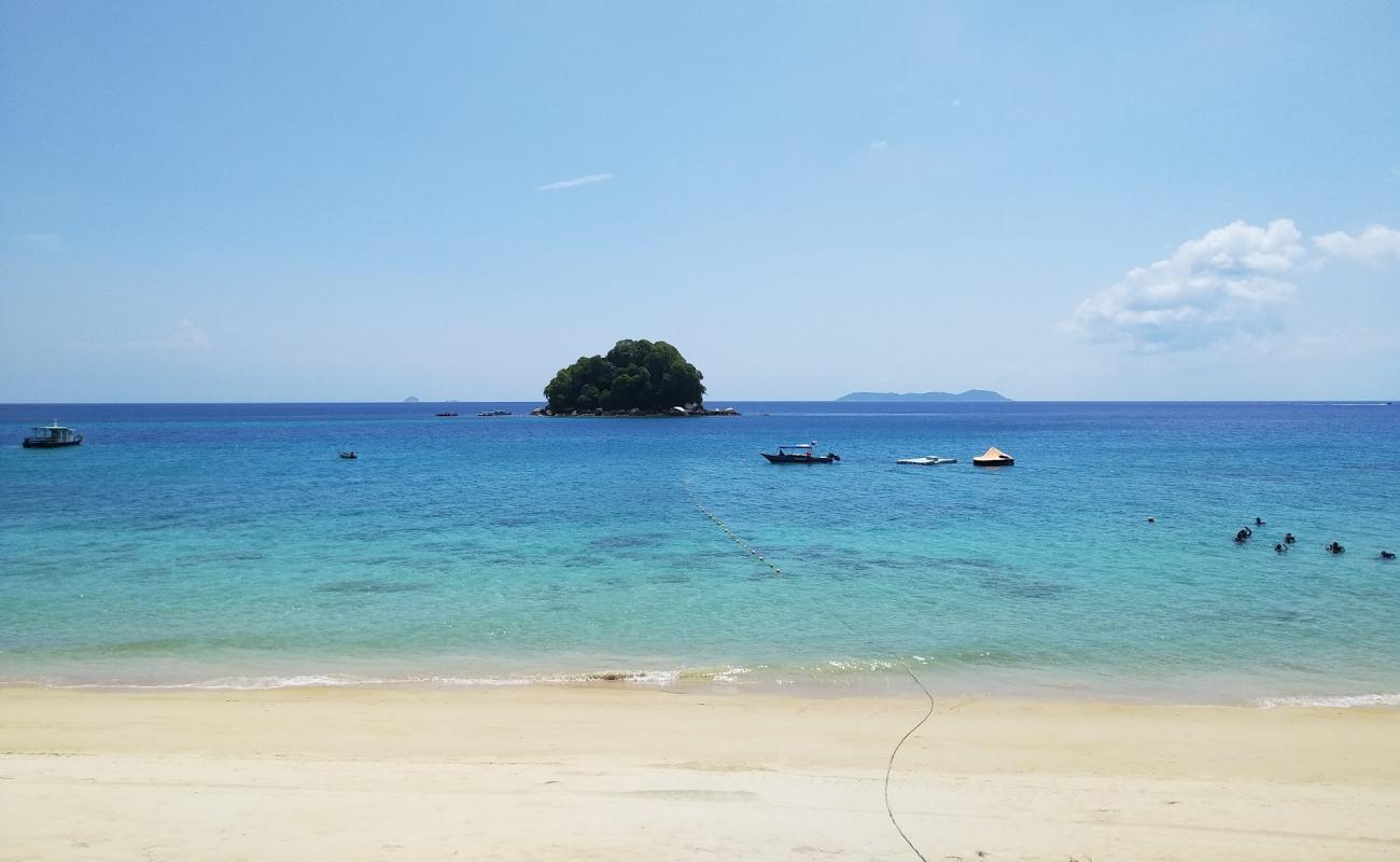 Photo de Berjaya Resort Beach avec sable lumineux de surface