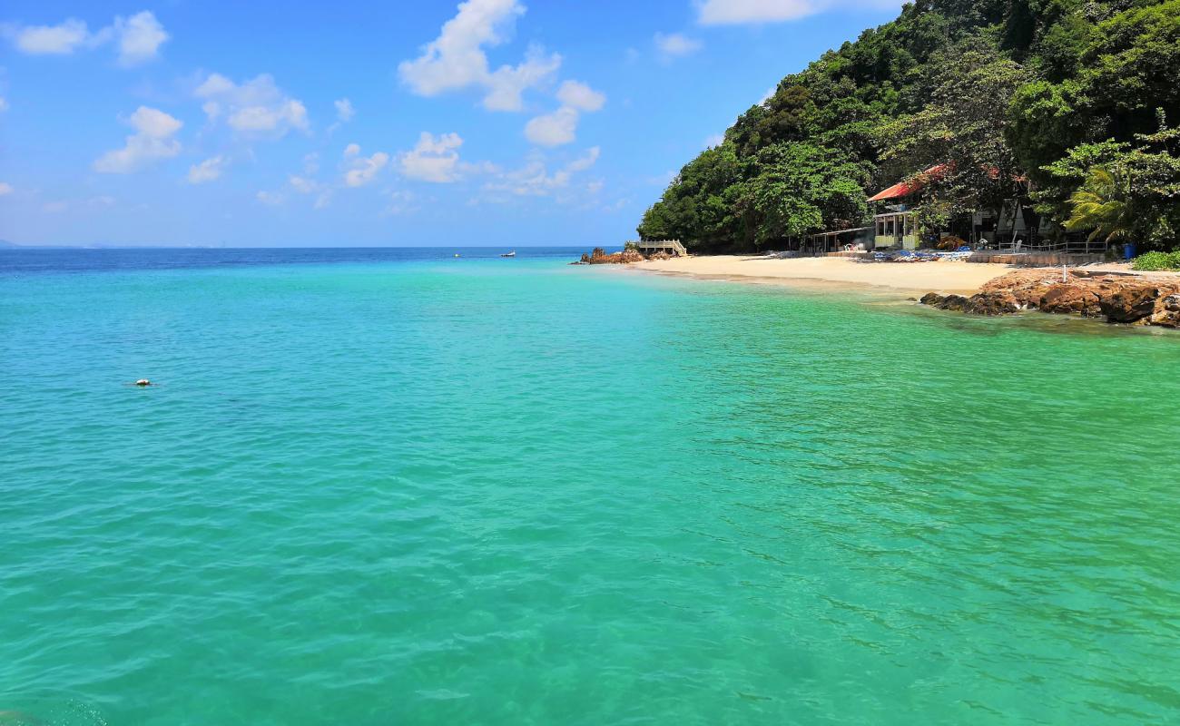 Photo de Pasir Panjang avec sable beige de surface