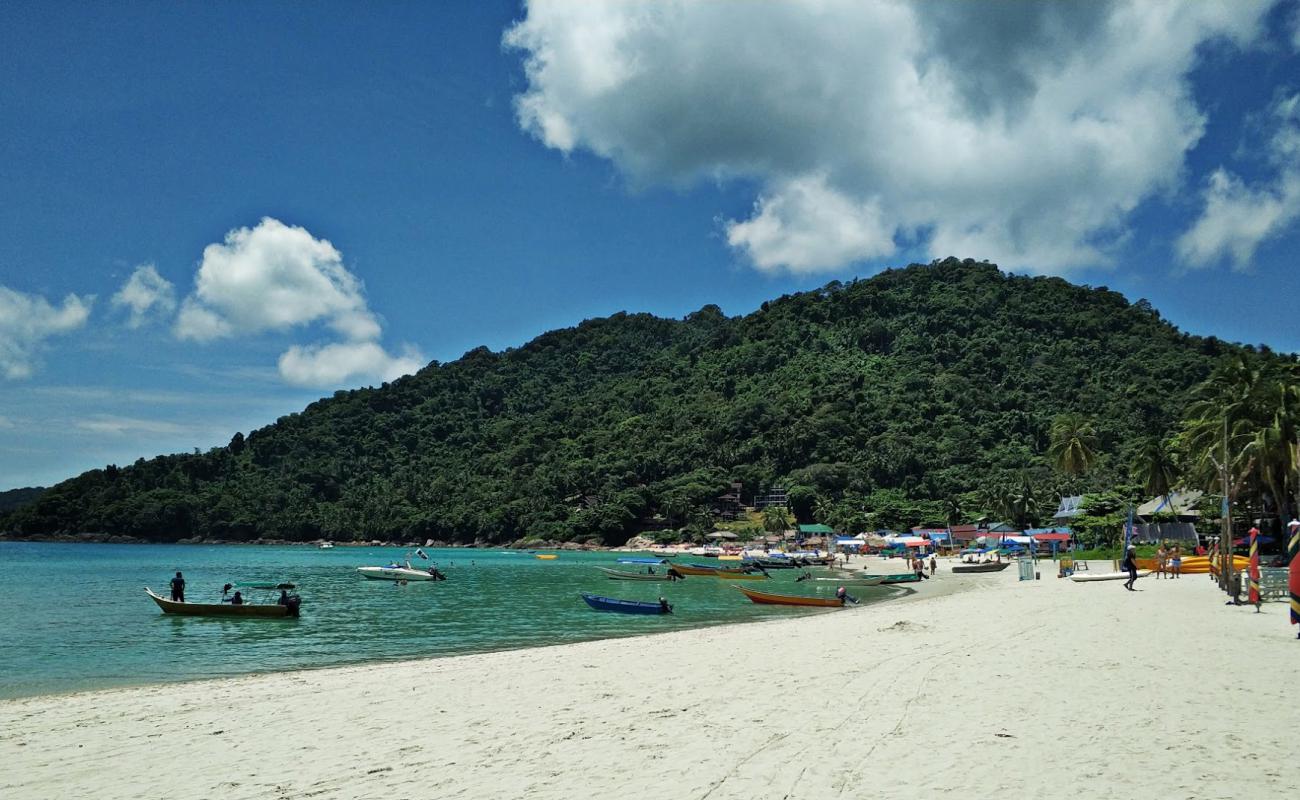 Photo de Pasir Panjang Beach avec sable beige fin de surface