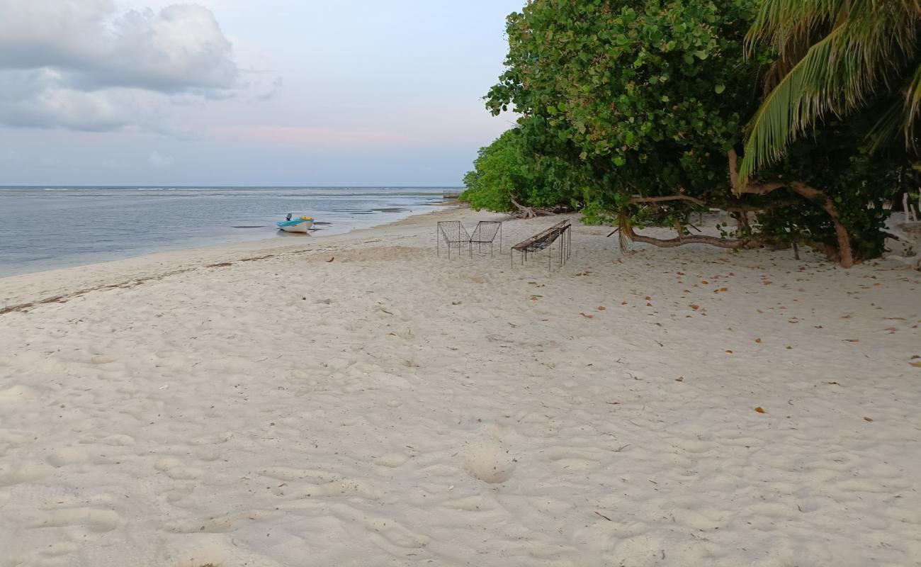 Photo de Gemanafushi North Beach avec sable blanc de surface