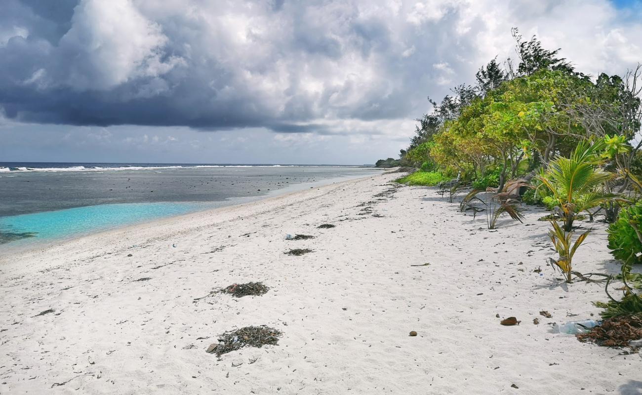 Photo de Villingili Beach avec sable blanc de surface
