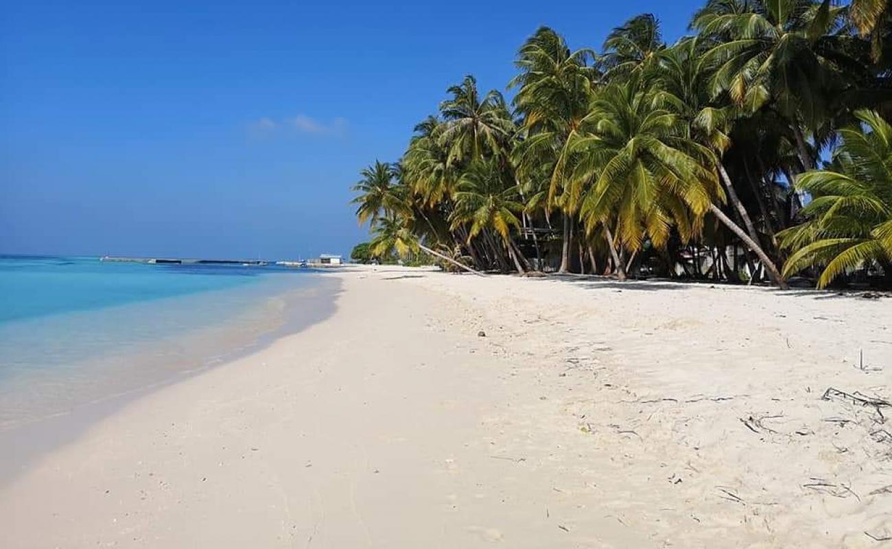 Photo de Raagondi Beach avec sable fin blanc de surface