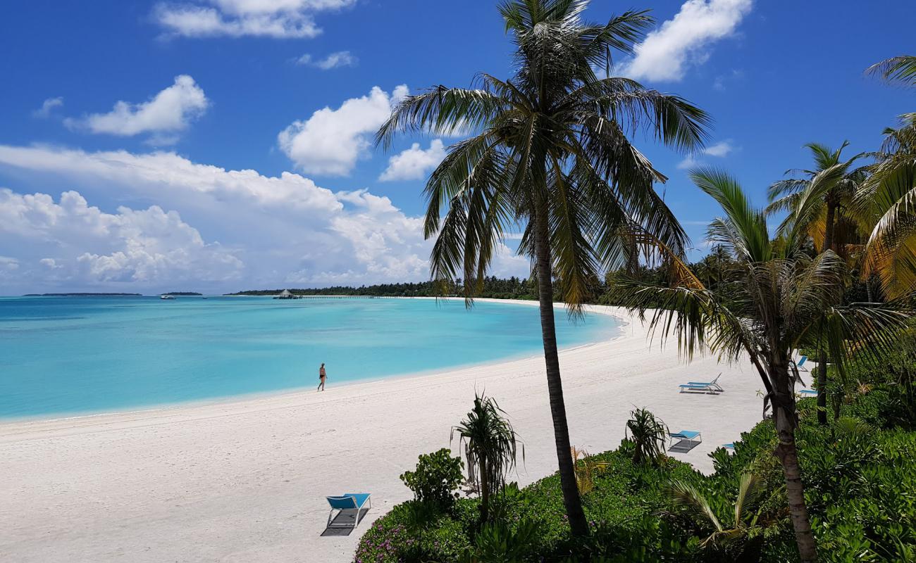 Photo de Plage du complexe Kandima Resort avec sable fin blanc de surface