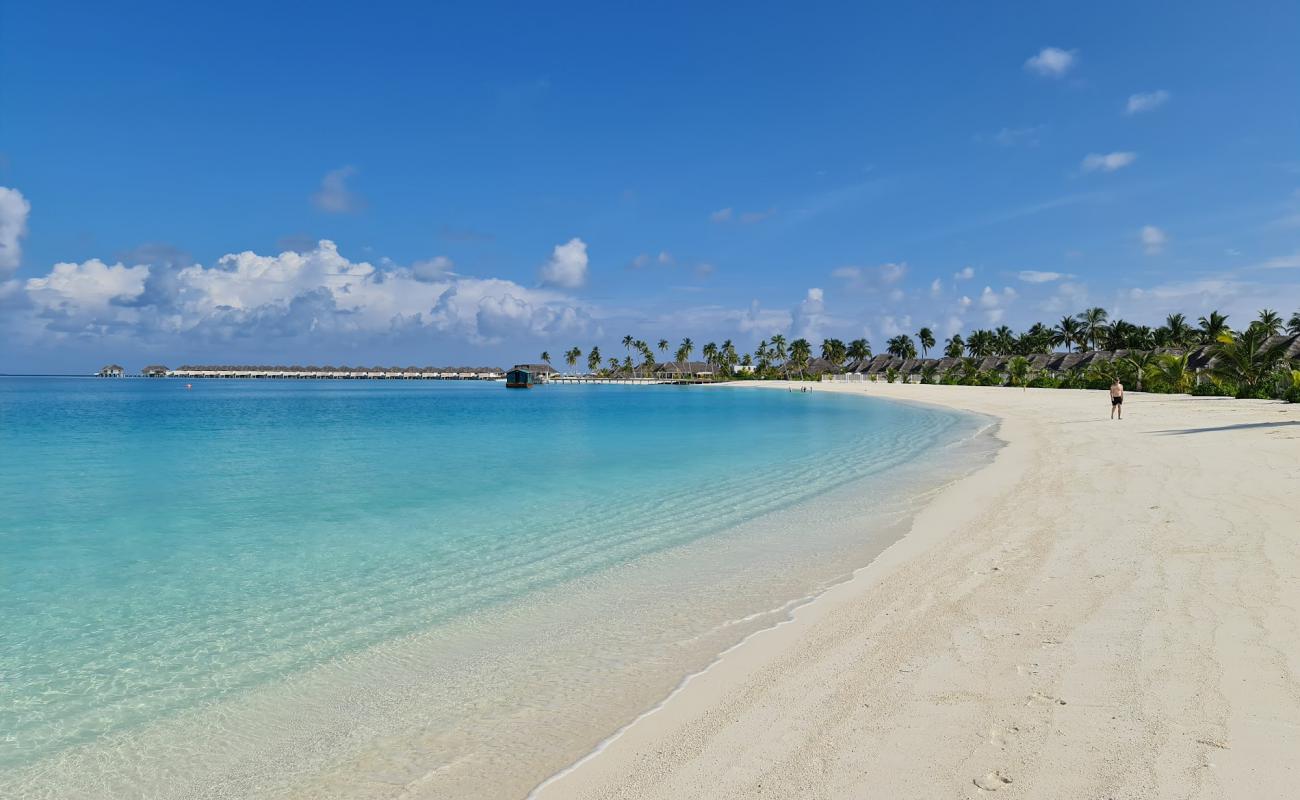 Photo de Plage Sun Siyam avec sable fin blanc de surface