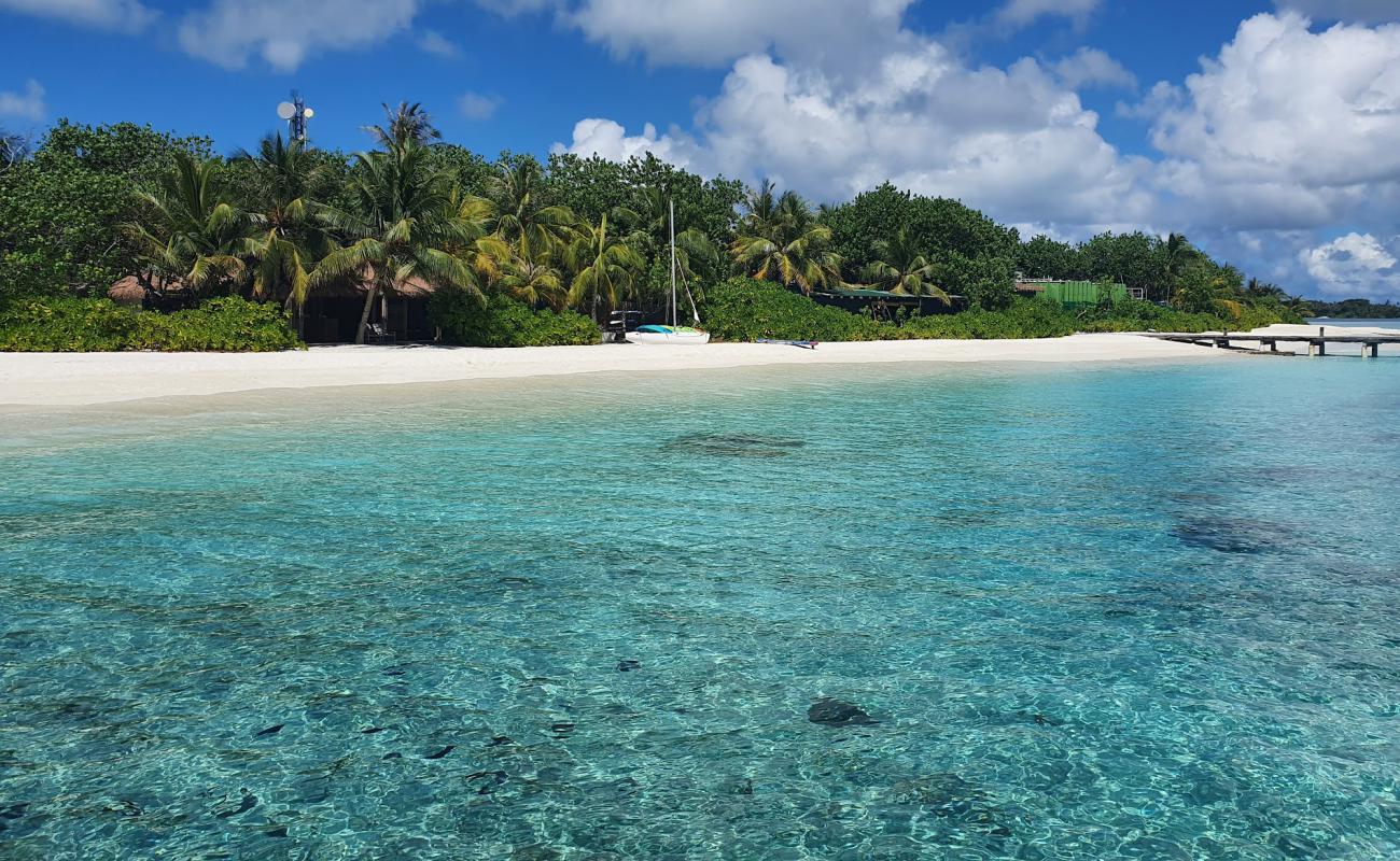 Photo de Como Resort Island avec sable blanc de surface