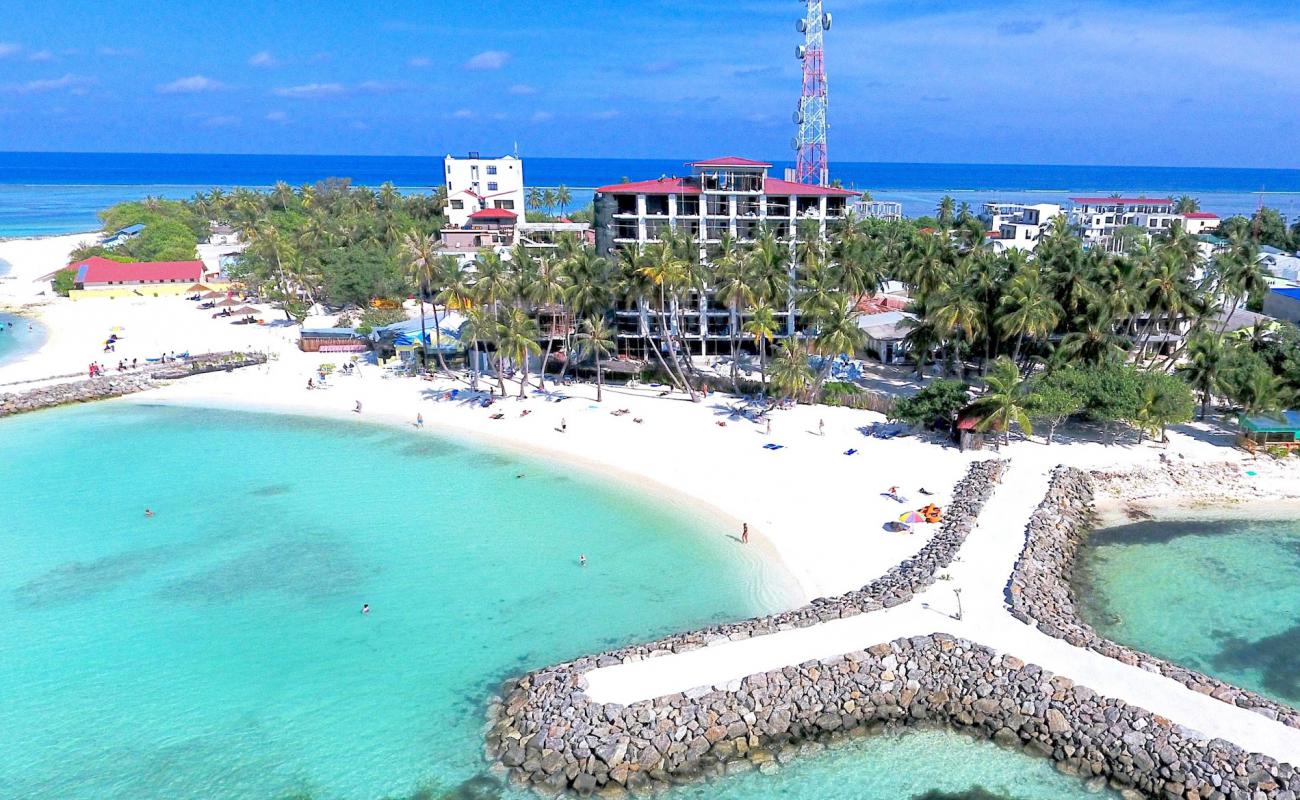 Photo de Maafushi Beach avec sable blanc de surface