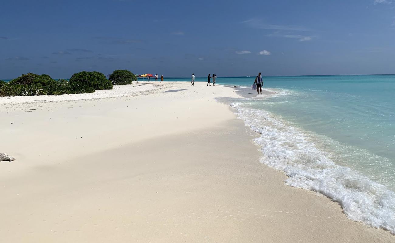 Photo de Sand bank Maafushi avec sable fin blanc de surface