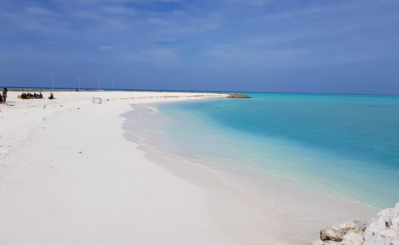 Photo de Gaafaru Beach avec sable blanc de surface