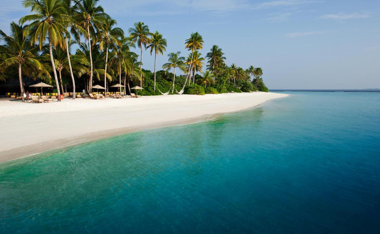 Photo de Plage du complexe Sun Siyam Resort avec sable blanc de surface