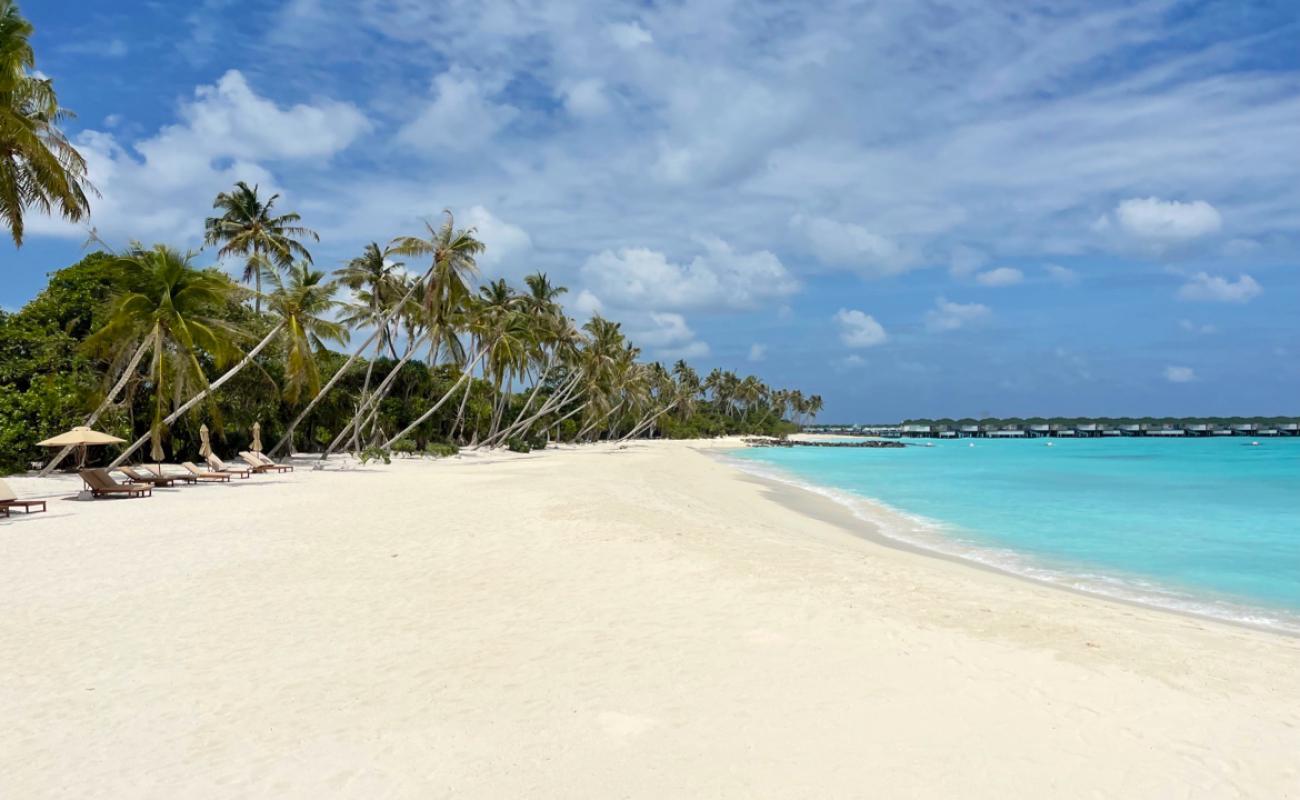 Photo de Siyam World Resort avec sable blanc de surface