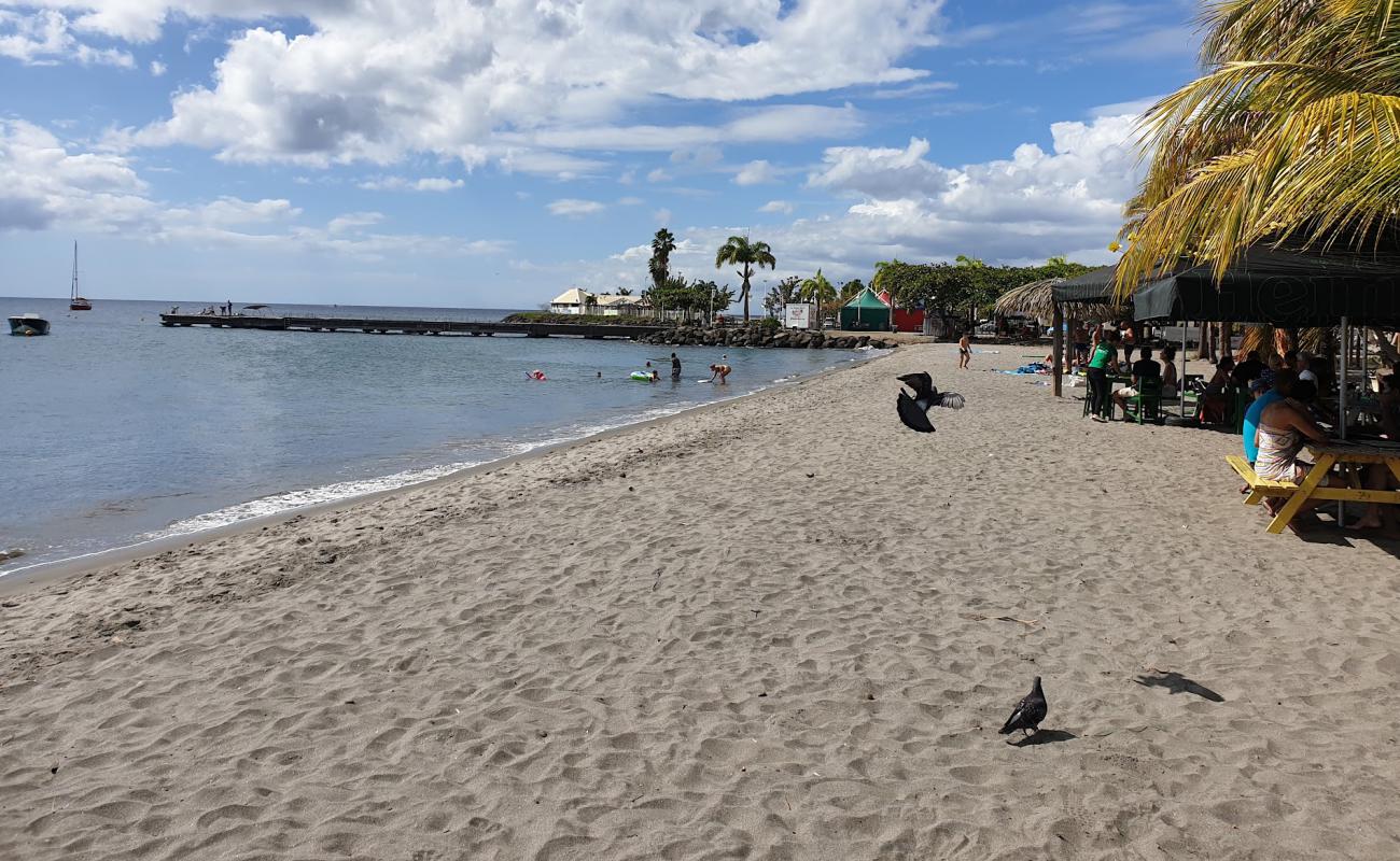 Photo de Plage de case navire avec sable beige de surface