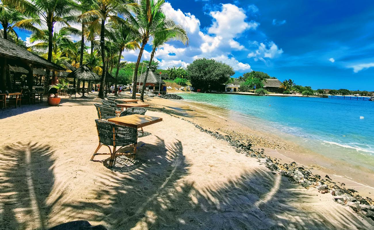 Photo de Ravenala Attitude Beach avec sable beige de surface