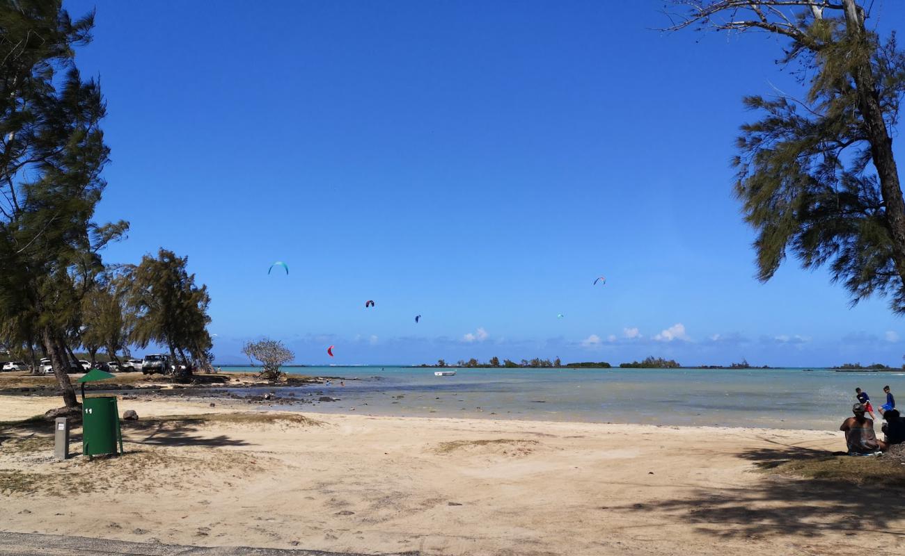 Photo de Pointe aux Cannoniers Beach avec sable beige de surface