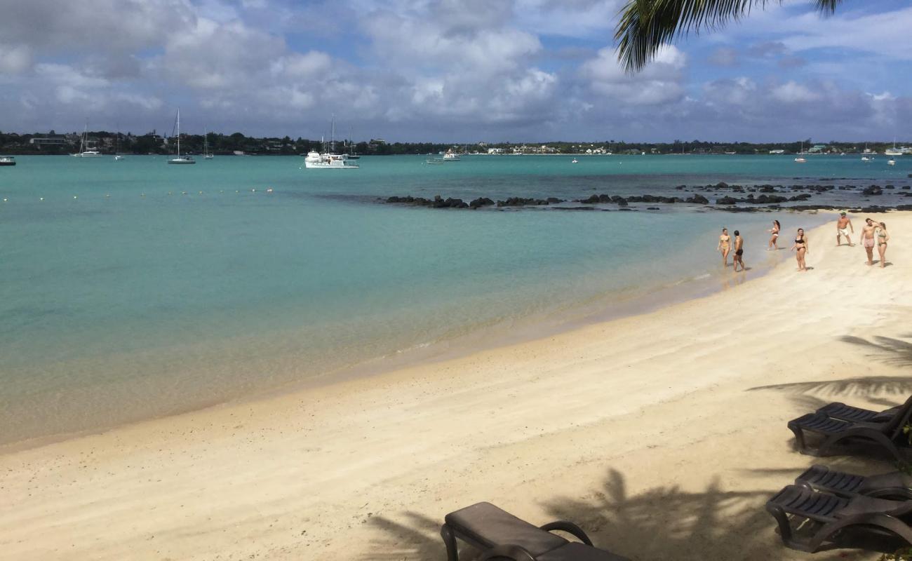 Photo de Mauricia Resort Beach avec sable beige de surface