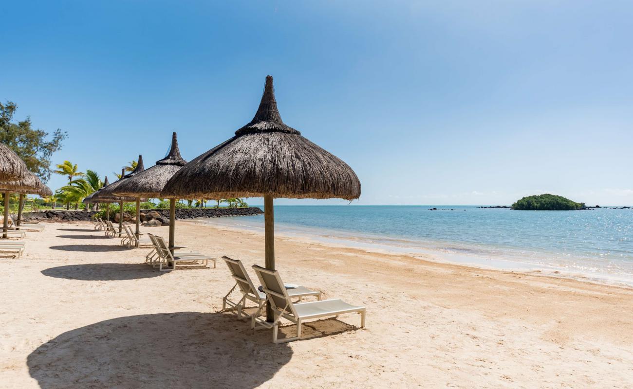 Photo de Riviere du Rempart Beach avec sable lumineux de surface