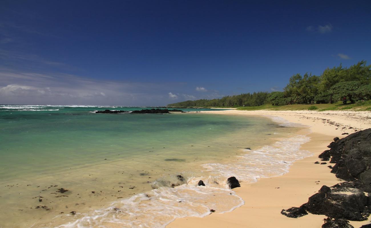 Photo de Palmar Bay Beach avec sable blanc de surface